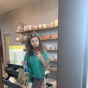 Meet your Posher, Abby